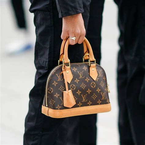 alba louis vuitton|louis vuitton alma handbag.